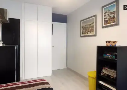 Acogedora habitación con cama individual en alquiler cerca de Chamberí en Madrid