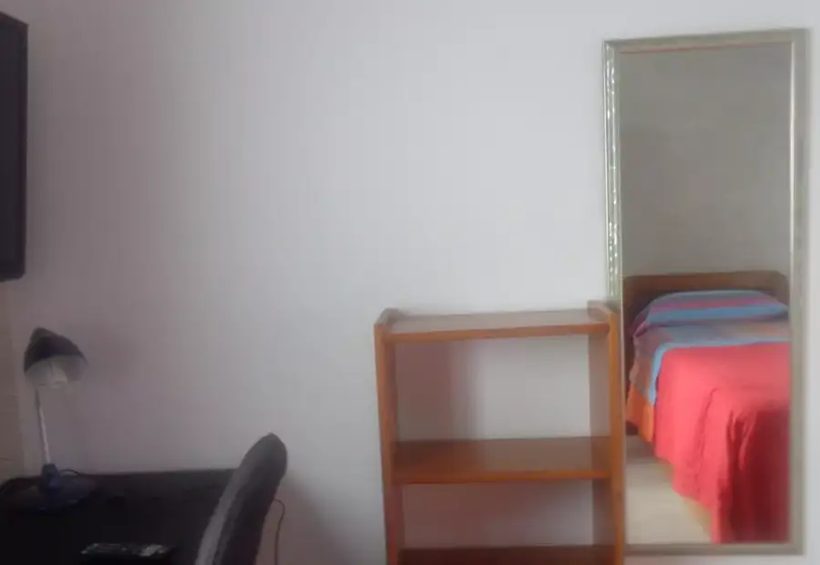 Alquiler de habitaciones en apartamento de 3 habitaciones en Puertochico en Santander