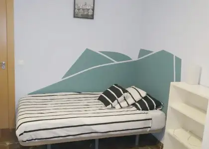 Alquiler de habitaciones en apartamento de 5 dormitorios en Parque De Roma en Zaragoza