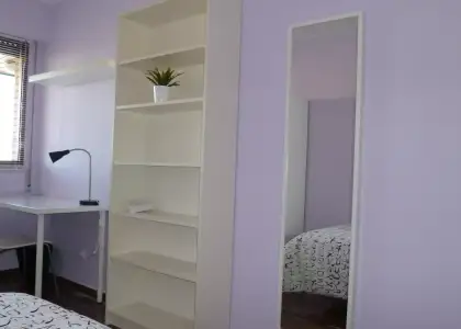 Alquiler de habitaciones en apartamento de 5 dormitorios en Parque De Roma en Zaragoza