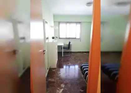 Alquiler de habitaciones en apartamento de 5 dormitorios en Parque De Roma en Zaragoza