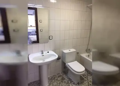Alquiler de habitaciones para estudiantes en piso de 4 habitaciones en Alicante en Alicante (Alacant)