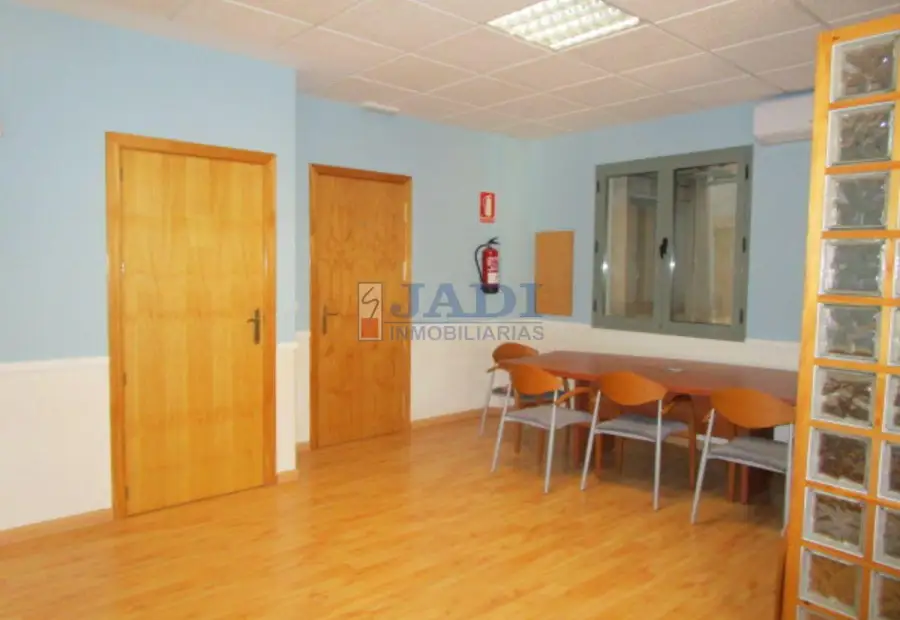 alquiler de oficina en Valdepeñas, CENTRO en Valdepeñas