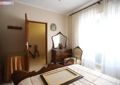 Amplia Casa en Esquina con Patio y Garaje junto a aguas de Alcázar en Alcázar de San Juan