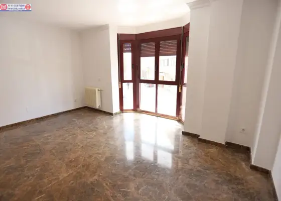 Amplio y Céntrico Piso en Alcázar de San Juan