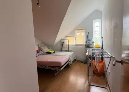 Ático en venta en Alcázar De San Juan, Zona Renfe, de 68 m2 con 2 dormitorios, baño, plaza de garaje, trastero y terraza por 143.000 €, Ref. 0434 en Alcázar de San Juan