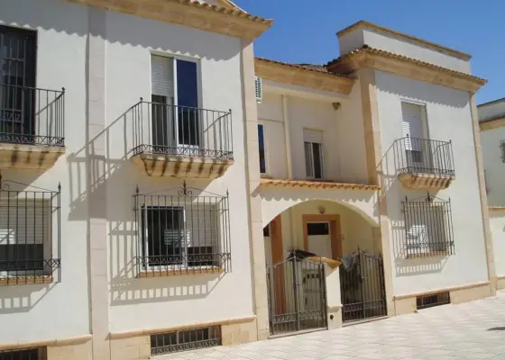 Casa adosada en venta en Manzanares
