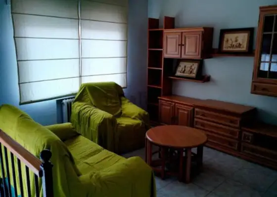 Casa-apartamento independiente en venta muy centrica en Manzanares