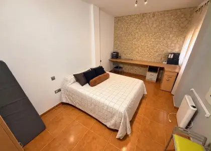 Casa/Chalet adosado En Venta Calle Acequia, Socuéllamos en Socuéllamos