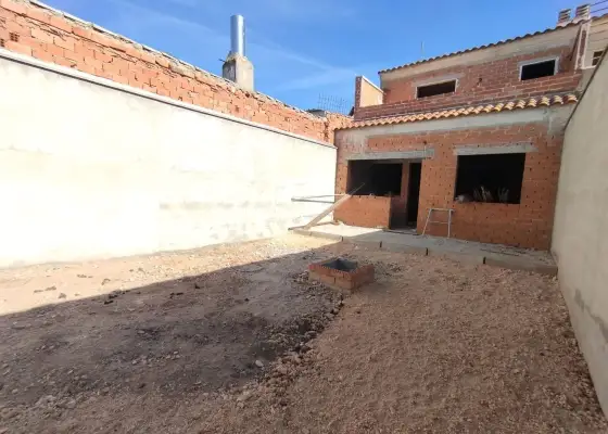 Casa/Chalet adosado En Venta Calle Cirilo Villena, Tomelloso en Tomelloso