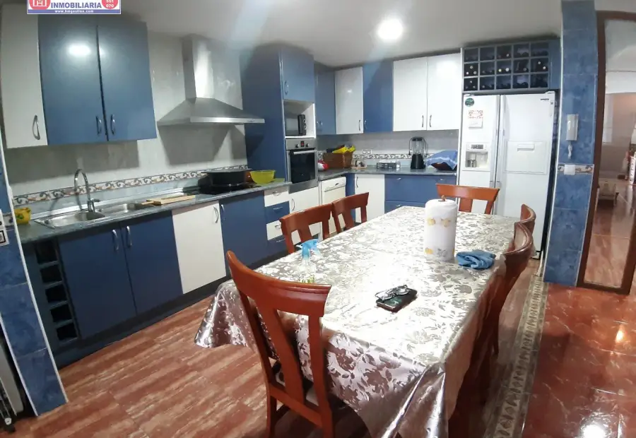 Casa completamente reformada junto a Avda Pablo Iglesias en Alcázar de San Juan