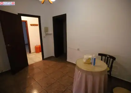 Casa de planta baja en esquina con 3 dormitorios ubicada próxima al club de tenis. en Alcázar de San Juan