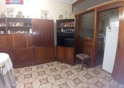 Casa en esquina en zona proxima a mercadona y zona centro en Alcázar de San Juan