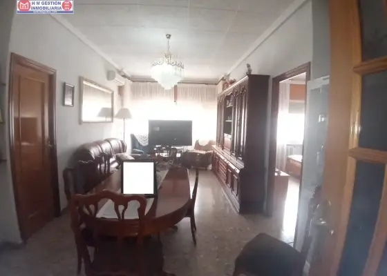 Casa en esquina en zona proxima a mercadona y zona centro en Alcázar de San Juan