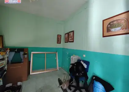 Casa en esquina para reformar sobre solar de 378 metros en Alcázar de San Juan