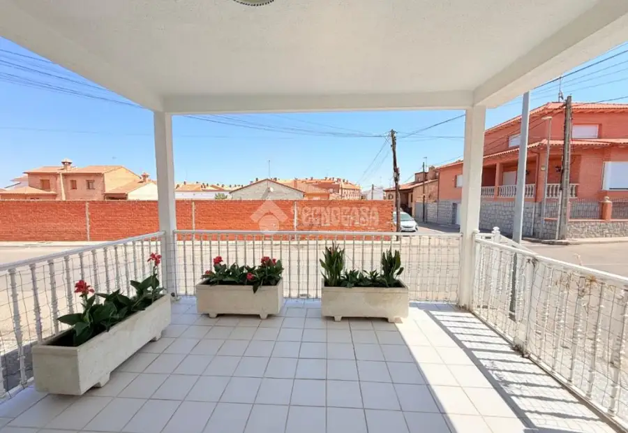 Casa en venta en Alameda De La Sagra - Alameda De La Sagra, 475.000 €, 579 m2, ref. 662020 en Alameda de la Sagra