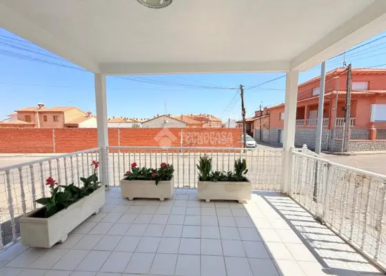 Casa en venta en Alameda De La Sagra - Alameda De La Sagra, 475.000 €, 579 m2, ref. 662020 en Alameda de la Sagra