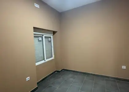 Casa en venta en Alcázar De San Juan, Calle Recreo, de 99 m2 con 2 dormitorios, 2 baños y terraza por 80.000 €, Ref. 0426 en Alcázar de San Juan