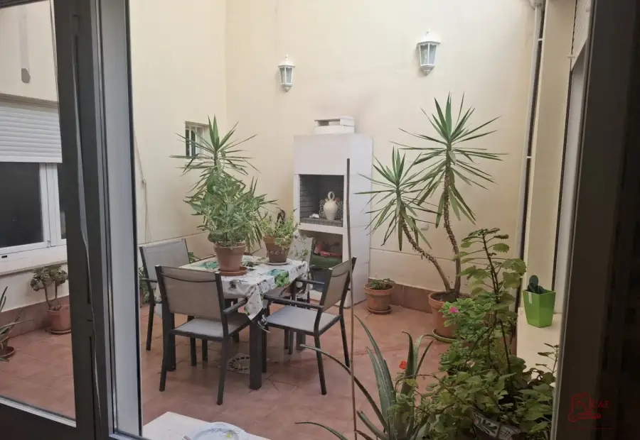 Casa en venta en Alcázar De San Juan, de 180 m2 con 3 dormitorios, 2 baños y terraza por 330.000 €, Ref. 0311 en Alcázar de San Juan