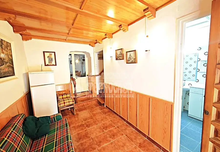 Casa en venta en Altarejos - Altarejos, 44.900 €, 196 m2, ref. 668079 en Altarejos