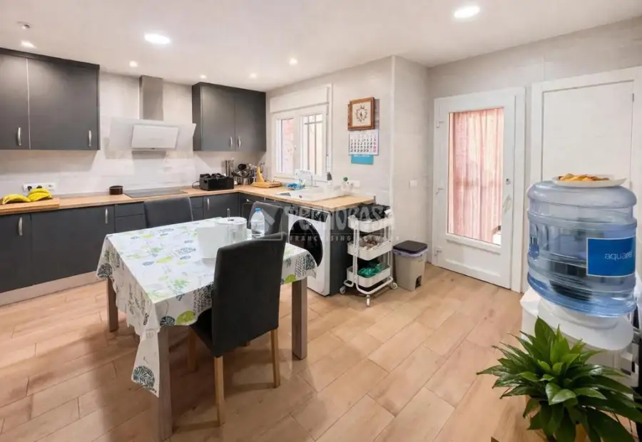 Casa en venta en Añover De Tajo - Añover De Tajo, 199.900 €, 146 m2, ref. 652710 en Añover de Tajo