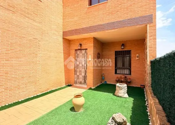 Casa en venta en Burujón - Burujón, 189.900 €, 187 m2, ref. 663341 en Burujón