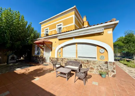 Casa en venta en Cabanillas Del Campo - Cabanillas Del Campo, 460.000 €, 270 m2, ref. 667500 en Cabanillas del Campo