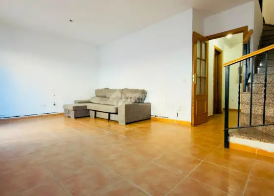 Casa en venta en Ciruelos - Ciruelos, 189.000 €, 185 m2, ref. 667708 en Ciruelos