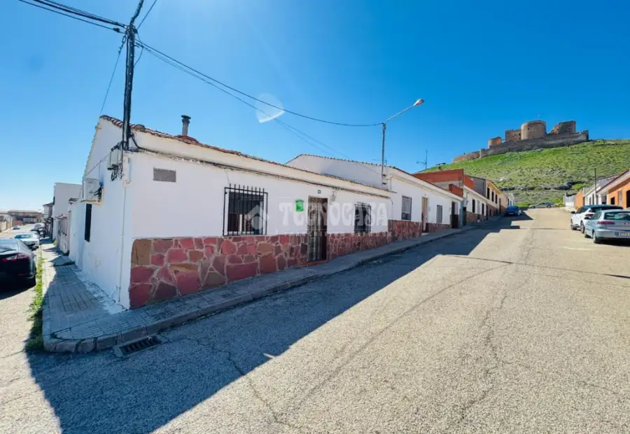 Casa en venta en Consuegra - Consuegra, 49.900 €, 143 m2, ref. 651934 en Consuegra