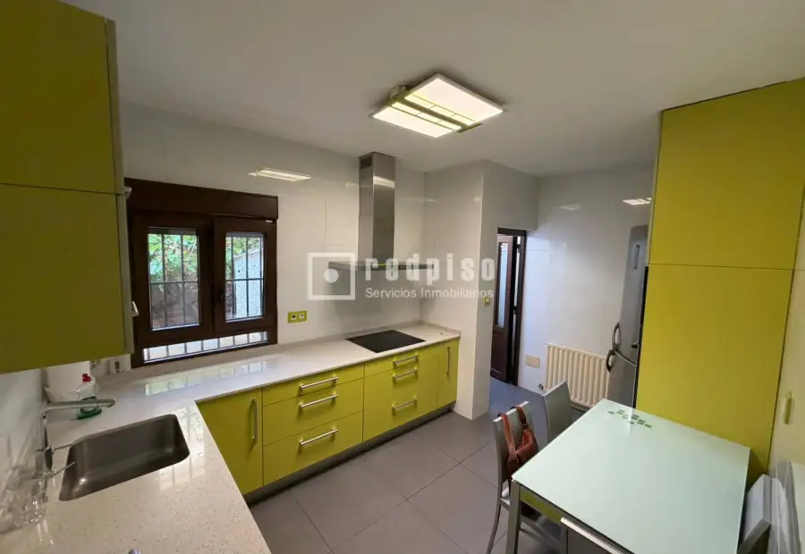 Casa en venta en Distrito Único, Alovera, Guadalajara en Alovera