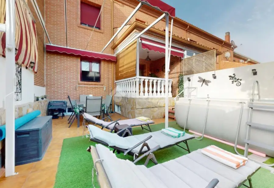 Casa en venta en El Casar - El Casar, 325.000 €, 202 m2, ref. 665655 en El Casar
