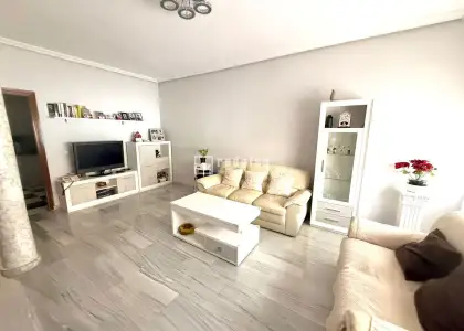 Casa en venta en El Pilar - Los Ángeles, Ciudad Real en Ciudad Real