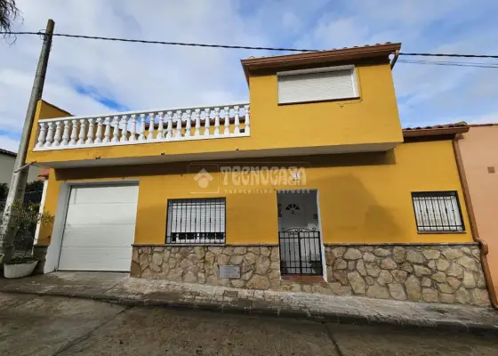 Casa en venta en El Puente Del Arzobispo - El Puente Del Arzobispo, 119.900 €, 300 m2, ref. 642782 en El Puente del Arzobispo