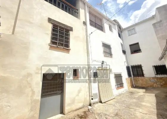 Casa en venta en Gascueña - Gascueña, 46.900 €, 105 m2, ref. 663059