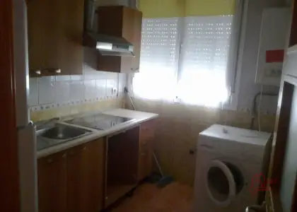 Casa en venta en Herencia, de 90 m2 con 2 dormitorios, baño, aseo y plaza de garaje por 84.900 €, Ref. 0112 en Herencia