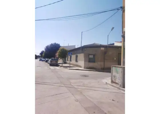 Casa en venta en Herencia