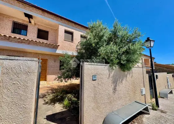 Casa en venta en Hita - Hita, 160.000 €, 97 m2, ref. 661738 en Hita