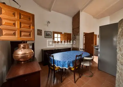 Casa en venta en Hontoba, Guadalajara en Hontoba