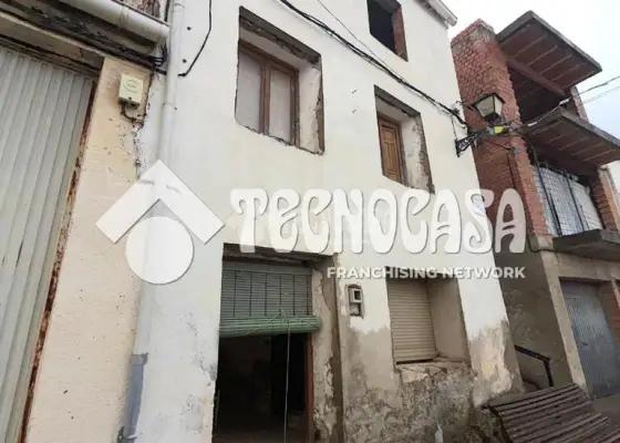Casa en venta en La Frontera - La Frontera, 39.900 €, 204 m2, ref. 666084 en La Frontera