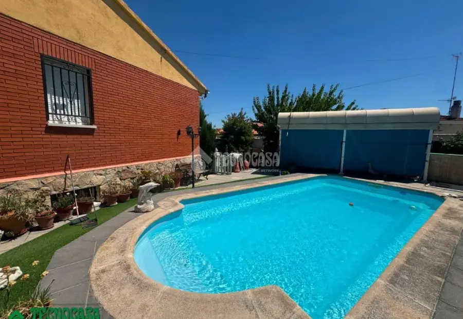 Casa en venta en Méntrida - Centro Ciudad, 254.900 €, 246 m2, ref. 655252 en Méntrida