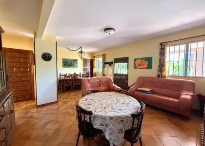 Casa en venta en Montarrón, Guadalajara en Montarrón