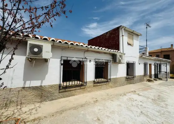 Casa en venta en Nambroca - Nambroca, 99.900 €, 124 m2, ref. 666106 en Nambroca