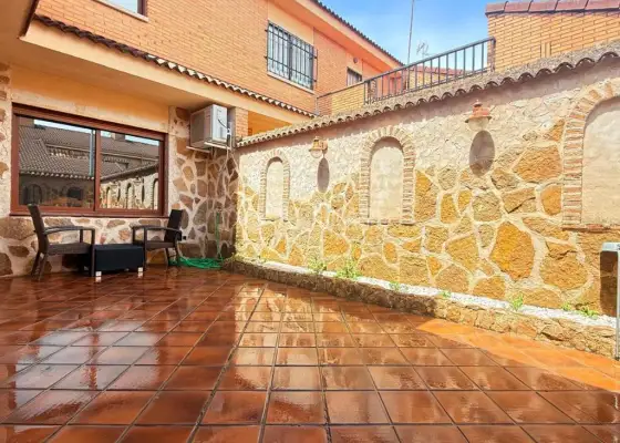 Casa en venta en Portillo De Toledo - Portillo De Toledo, 210.000 €, 356 m2, ref. 658226 en Portillo de Toledo