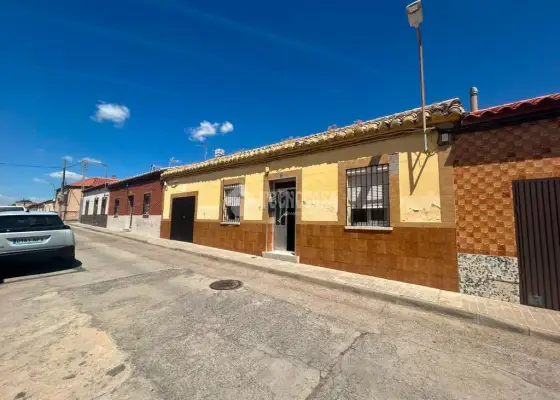 Casa en venta en Puertollano - Puertollano, 62.900 €, 104 m2, ref. 664646