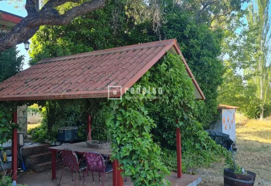 Casa en venta en Sacedón, Guadalajara en Sacedón