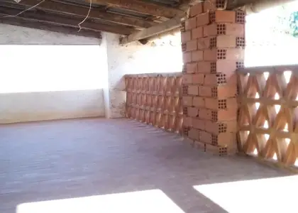 Casa en venta en San Carlos del Valle, 3 dorm. · 45.000 € en San Carlos del Valle