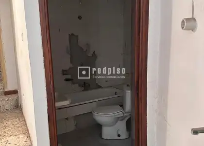 Casa en venta en Santa Cruz de la Zarza, Toledo en Santa Cruz de la Zarza