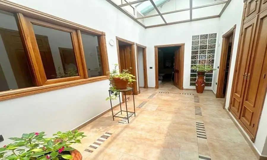 Casa en venta en Santa Cruz de la Zarza, Toledo en Santa Cruz de la Zarza