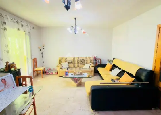 Casa en venta en Seseña - Seseña, 239.000 €, 158 m2, ref. 666806 en Seseña