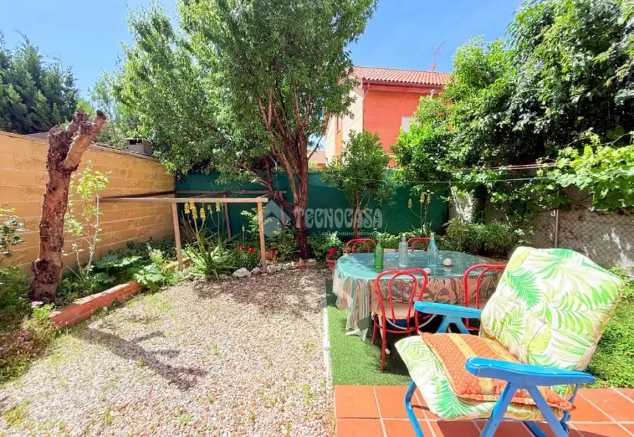 Casa en venta en Seseña - Seseña, 297.000 €, 198 m2, ref. 657838 en Seseña